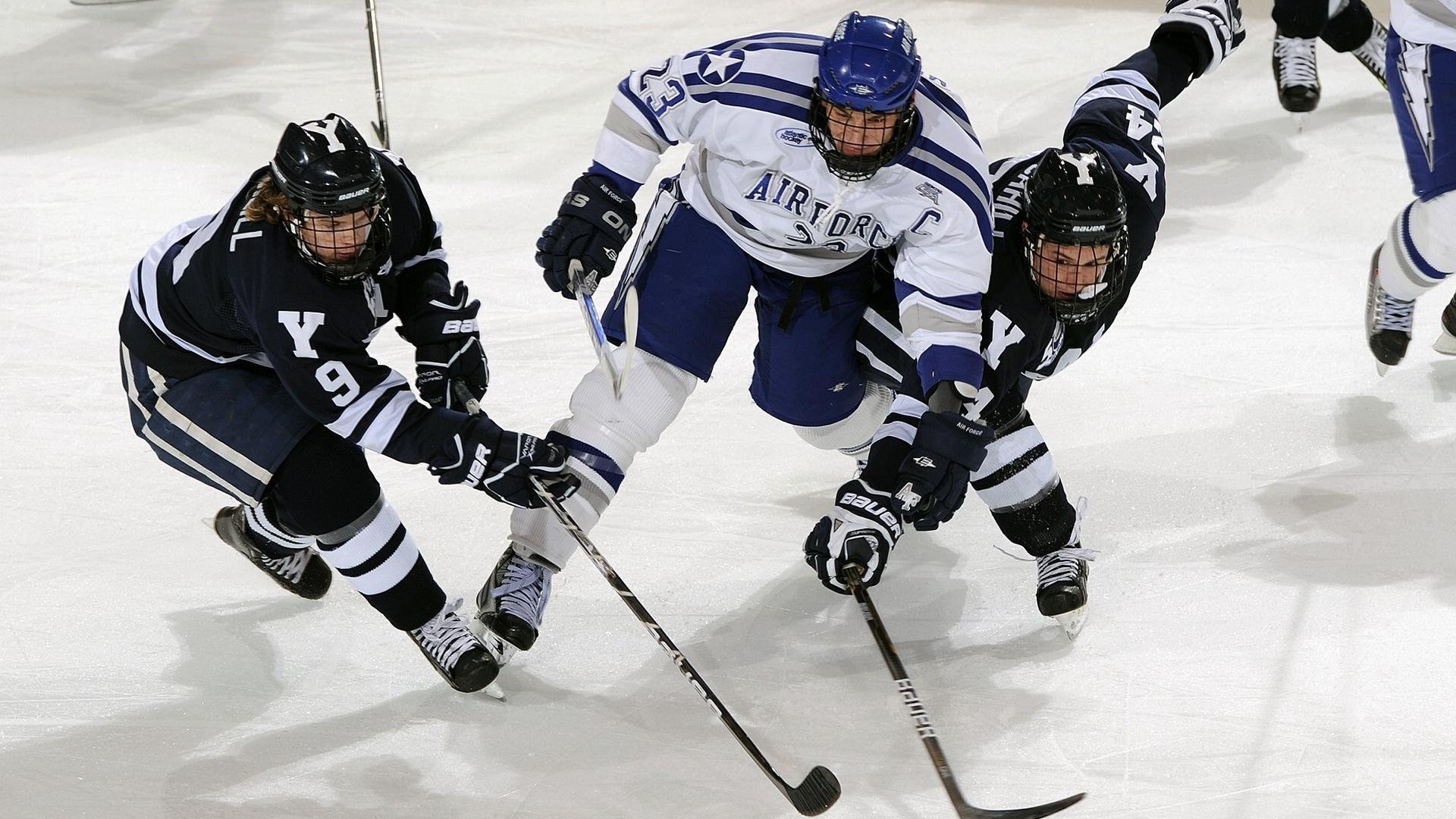 “极速突破”——突破极限的经典超车瞬间，突破极限视频